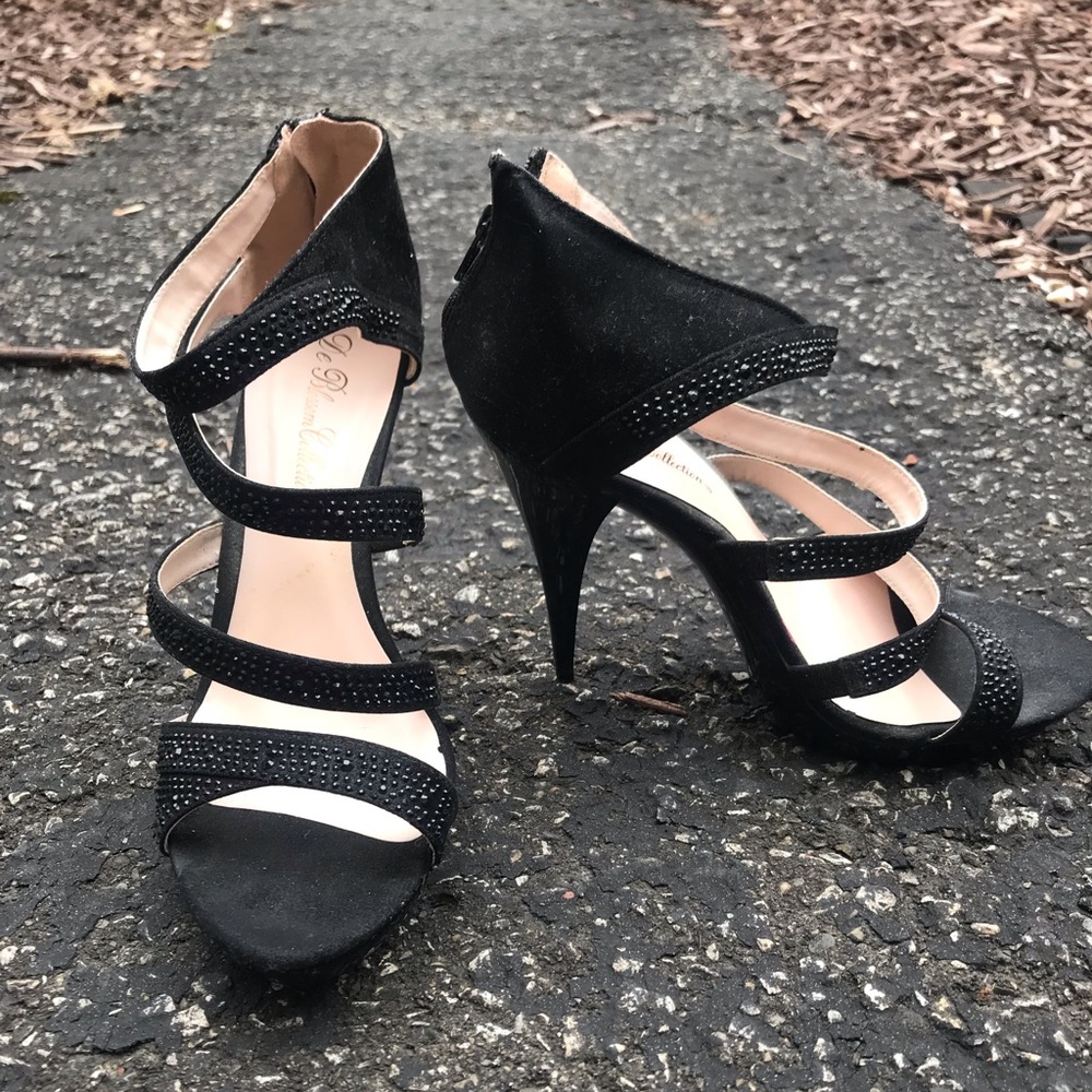 Black Stoned Heels